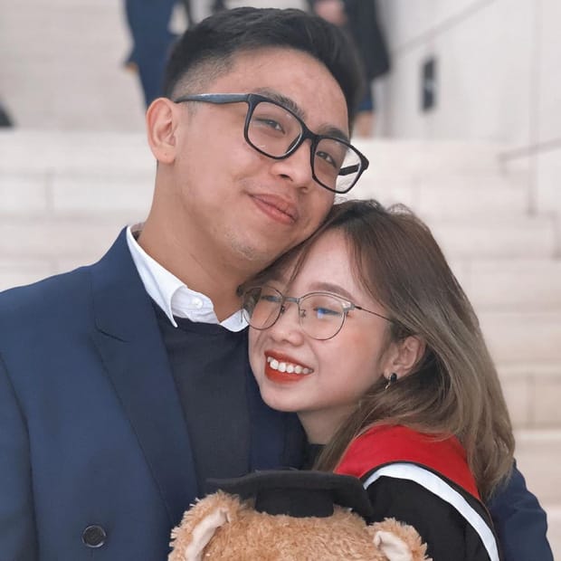 Hành trình yêu của Tân Một Cú - Mi Tóc Xanh: Chuyện tình của hai Social Star siêu nhắng nhít và chuyên phát “cẩu lương”