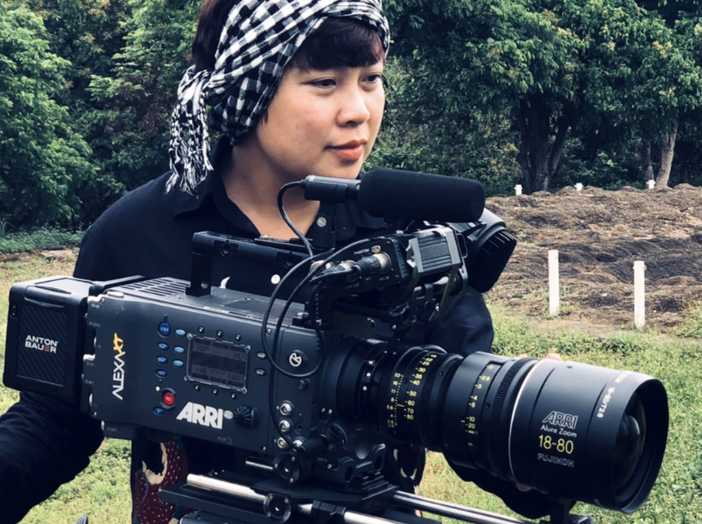 Tiểu sử đạo diễn Đặng Thái Huyền là ai?