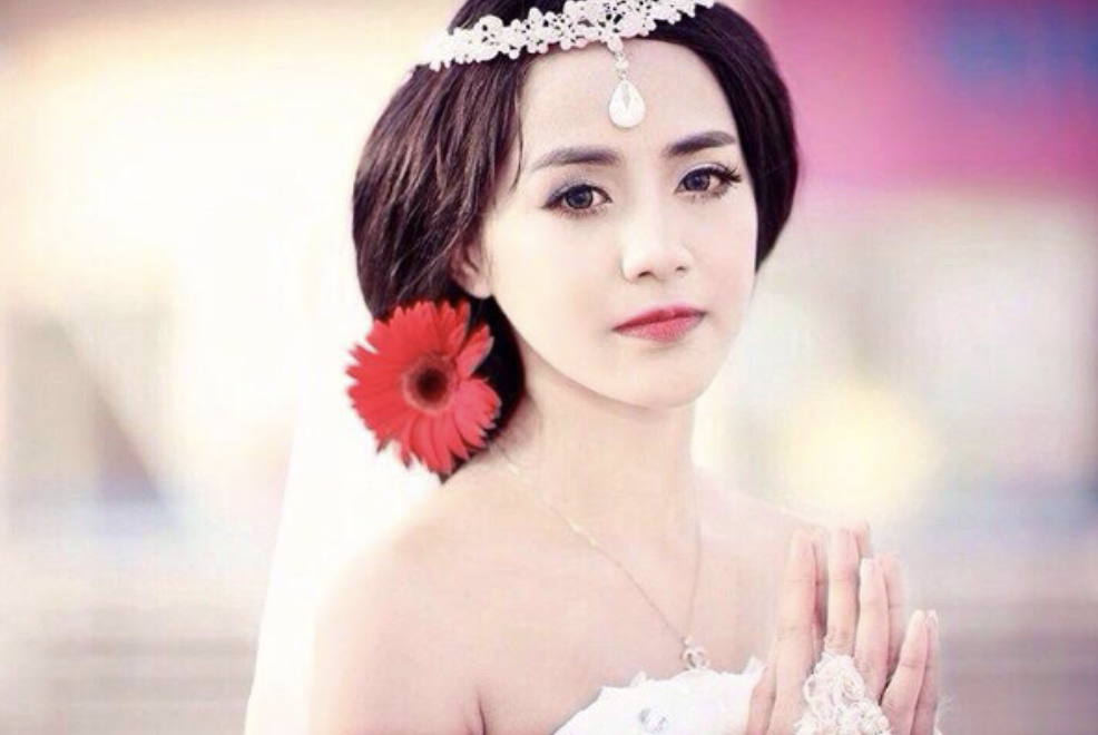 Linh Tây sinh viên khoa Thiết kế thời trang, trường Cao  đẳng Nghệ thuật Hà Nội.