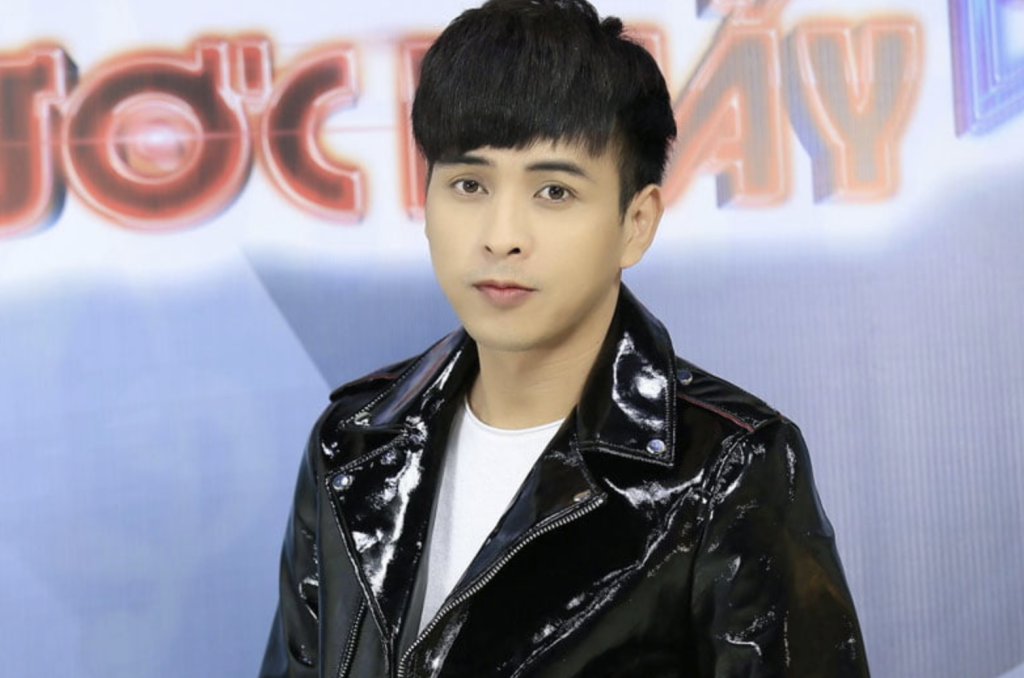 Tiểu sử của Hồ Quang Hiếu